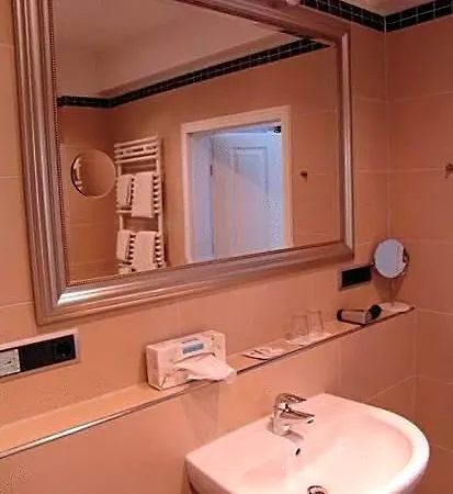 Hotel Sprenz 3*