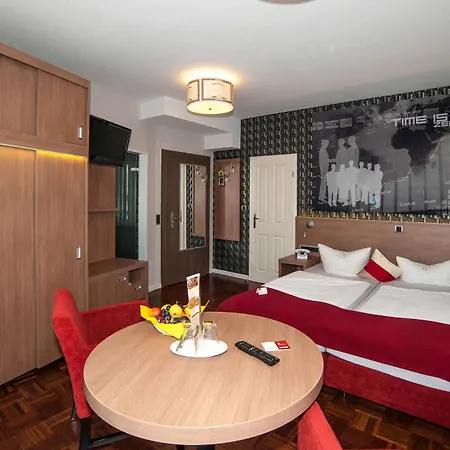 Hotel Sprenz 3*